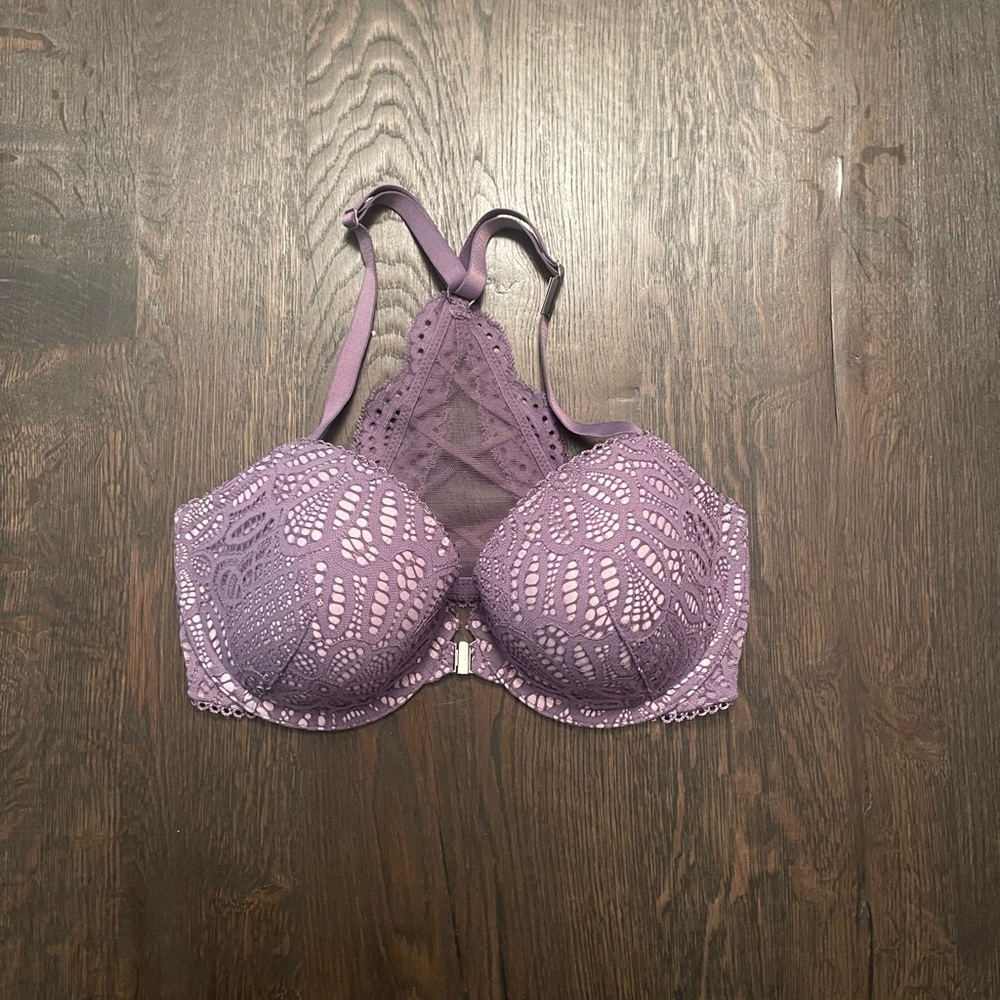 NWT Victoria’s Secret Lace Front Clasp Y Back 32DD Purple